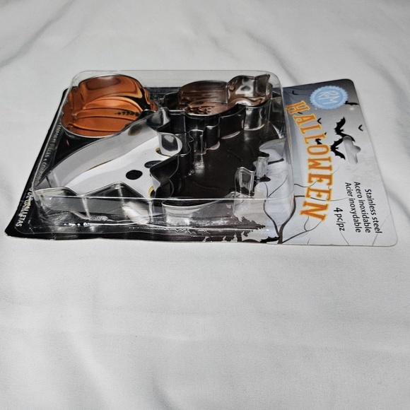 New R&M Halloween Stainless Steel 4 pc Cookie Cutters Set Ghost Owl Pumpkin Bat - Picture 6 of 10